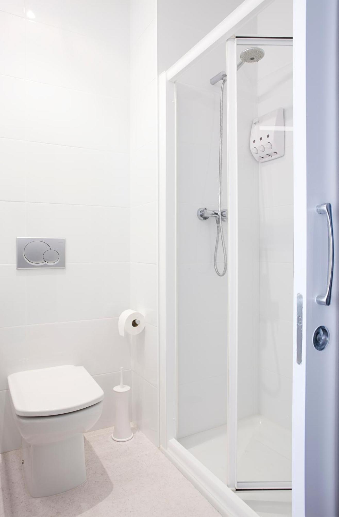 Deluxe Single Room,6648002:JPEG